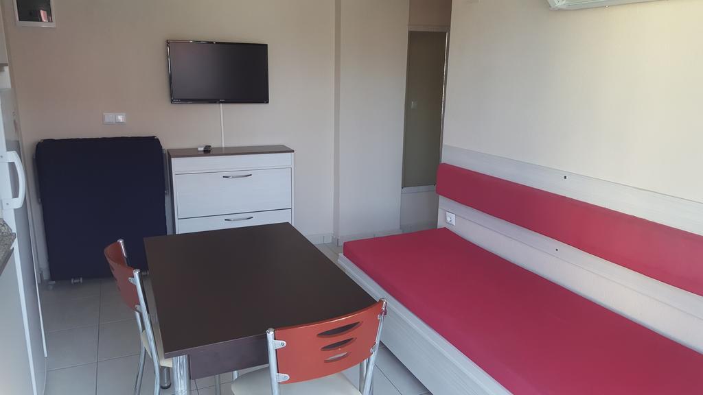 Karya Apartments Koycegiz Екстериор снимка