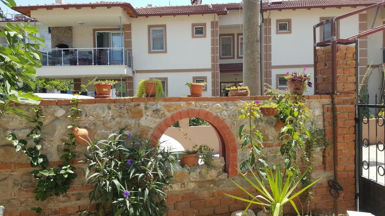 Karya Apartments Koycegiz Екстериор снимка