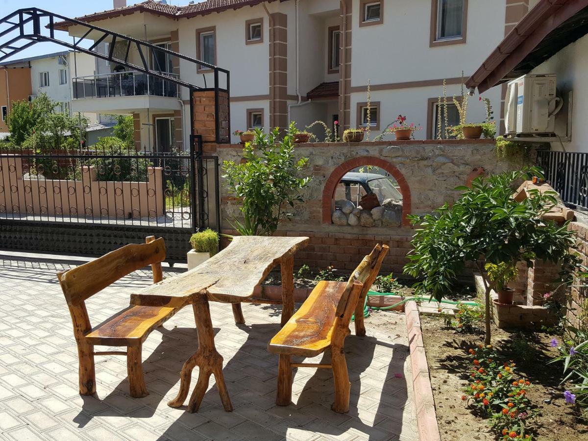 Karya Apartments Koycegiz Екстериор снимка